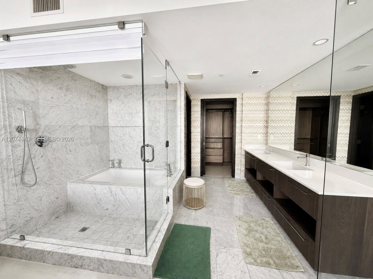 3131 NE 7th Ave , Unit 2306, Miami, FL 33137 Photo