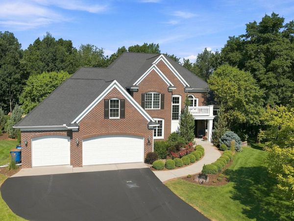 11499 Ashley Court, Inver Grove Heights, MN 55077