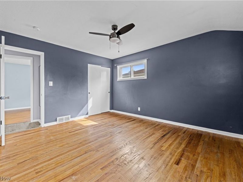 578 E Dartmoor Avenue, Seven Hills, OH 44131 Photo 34