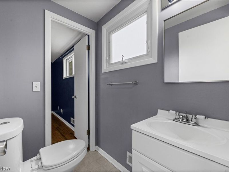 578 E Dartmoor Avenue, Seven Hills, OH 44131 Photo 36