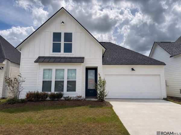 1822 Seawolf Dr, Saint George, LA 70810