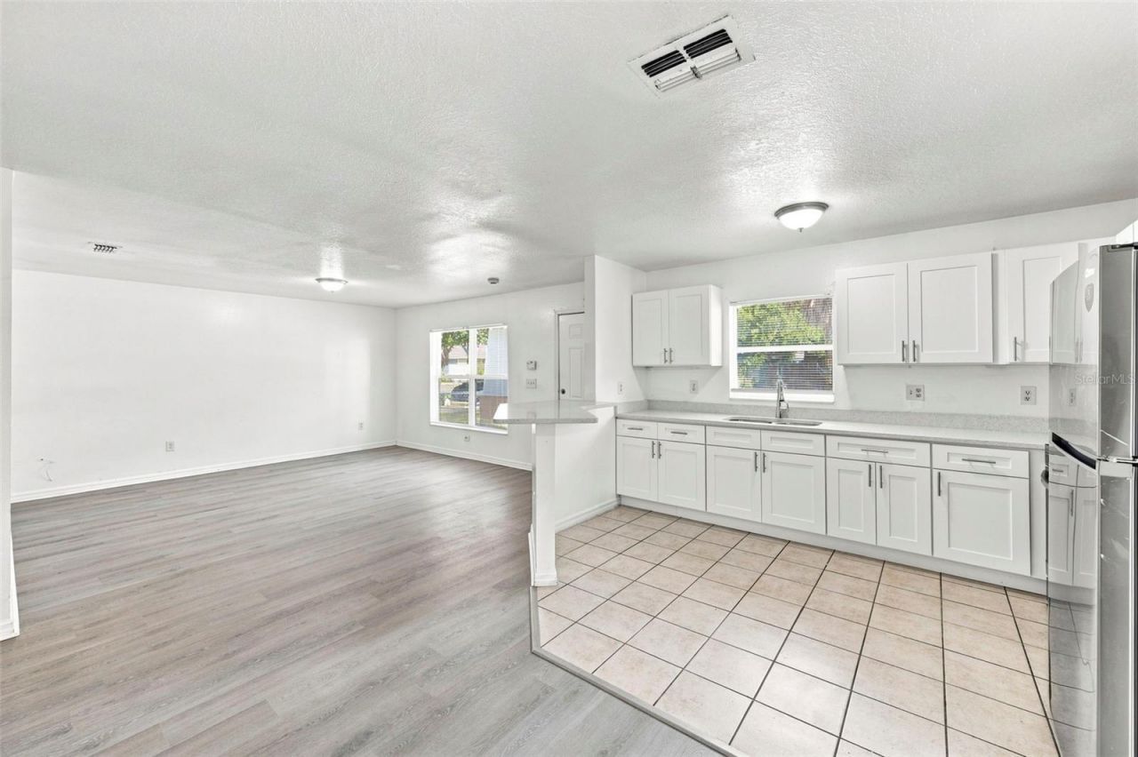 980 13th Avenue S, Saint Petersburg, FL 33705 Photo