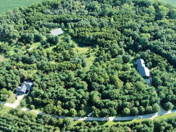 32918 Honeytree Lane, New Hartford, IA 50660