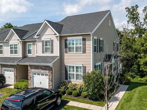 242 HILLSTONE CIRCLE, SOUDERTON, PA 18964