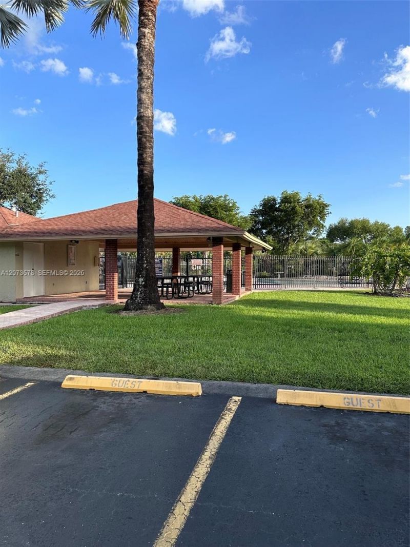 14359 Kendale Lakes Cir , Miami, FL 33183 Photo