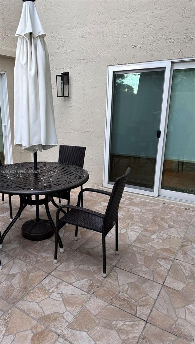 14359 Kendale Lakes Cir, Miami, FL 33183 Photo