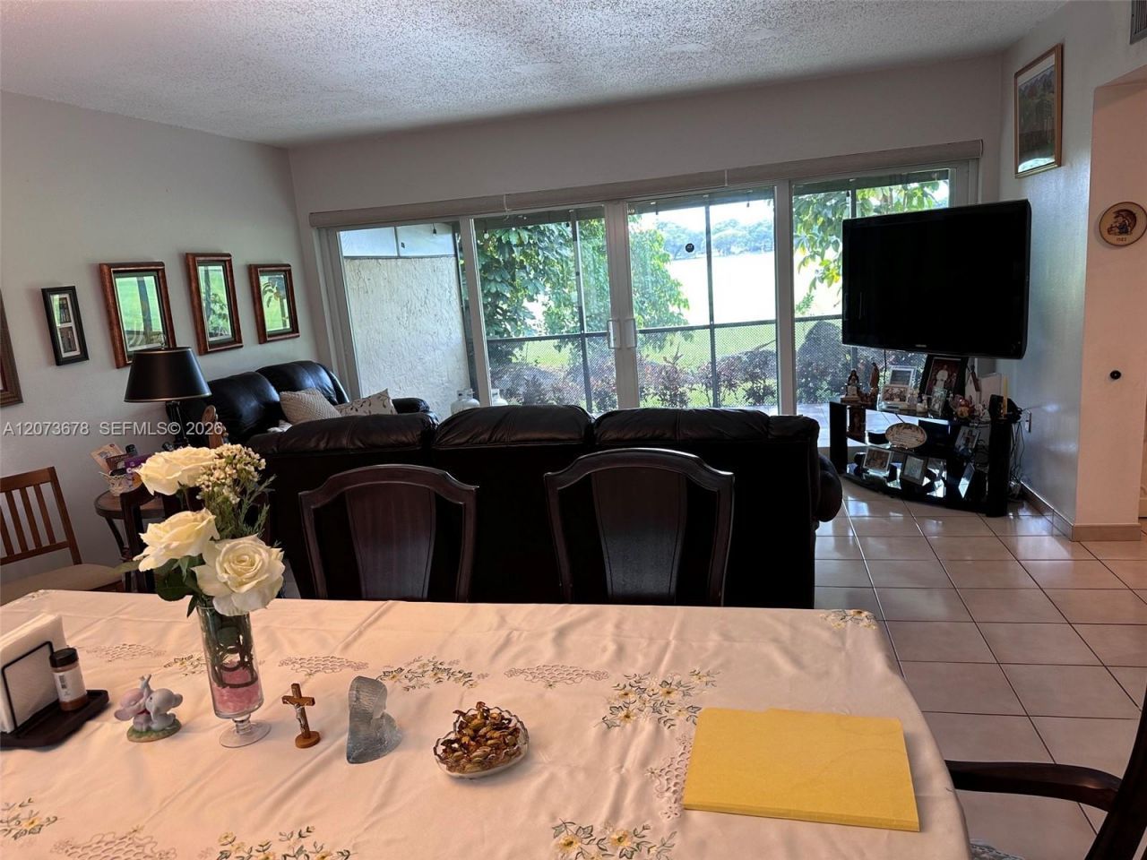 14359 Kendale Lakes Cir, Miami, FL 33183 Photo