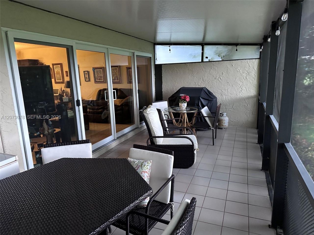 14359 Kendale Lakes Cir , Miami, FL 33183 Photo