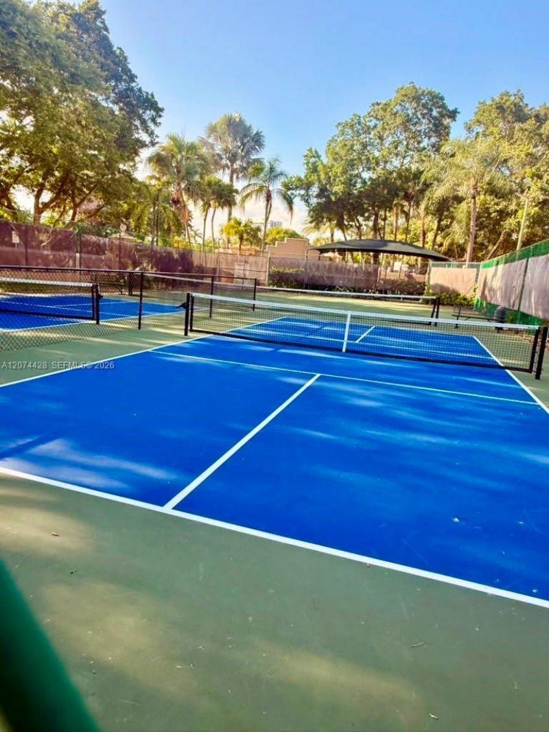19701 E Country Club Dr , Unit 5605, Aventura, FL 33180 Photo