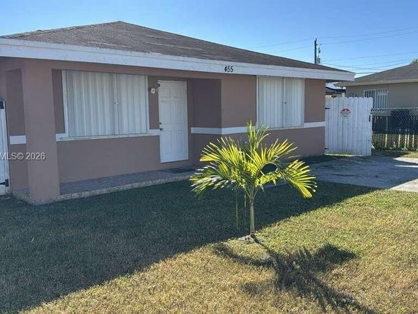 455 NW 14th St , Florida City, FL 33034