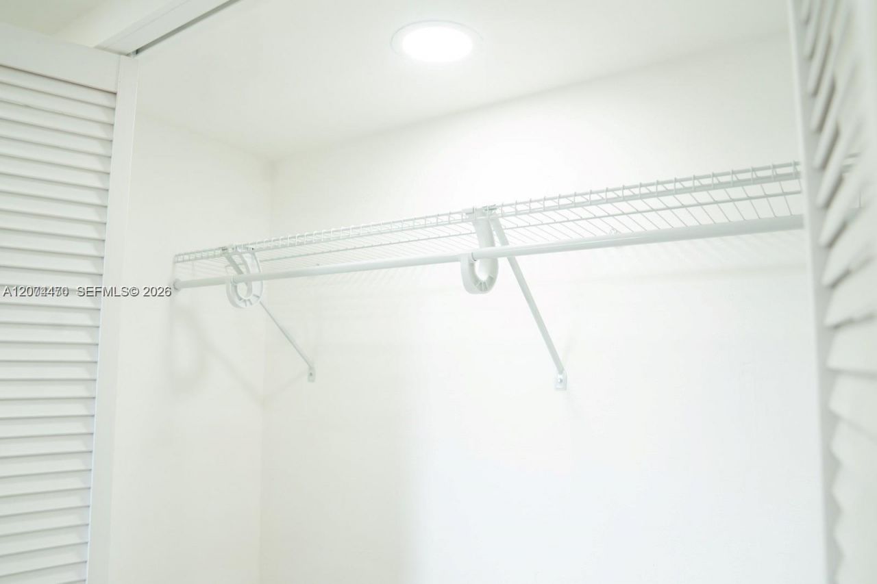 220 SW 9th Ave , Unit 306, Hallandale Beach, FL 33009 Photo