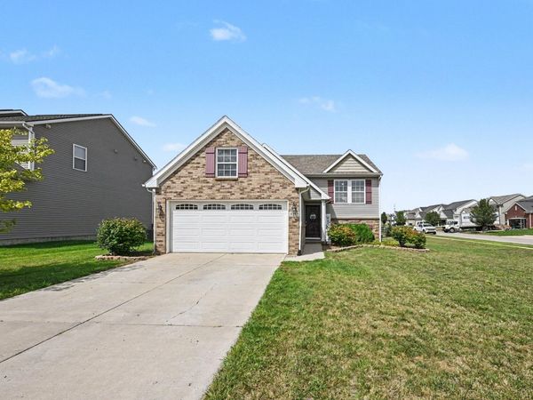 9217 Country View Drive, Ypsilanti, MI 48197