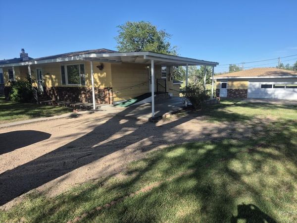 423 Elm, La Junta, CO 81050