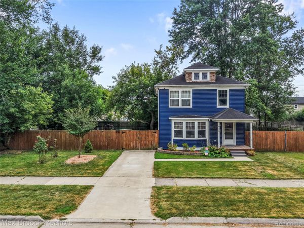 416 E George Avenue, Hazel Park, Mi 48030