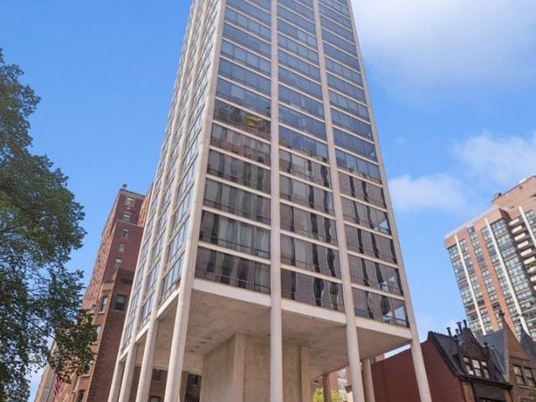1300 N Astor Street , Unit 7A, Chicago, IL 60610
