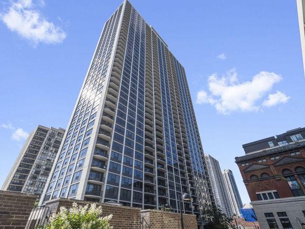 1560 N Sandburg Terrace , Unit 3602-04, Chicago, IL 60610