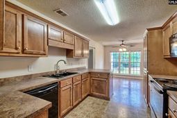 622 Cottontail Court N photo 4