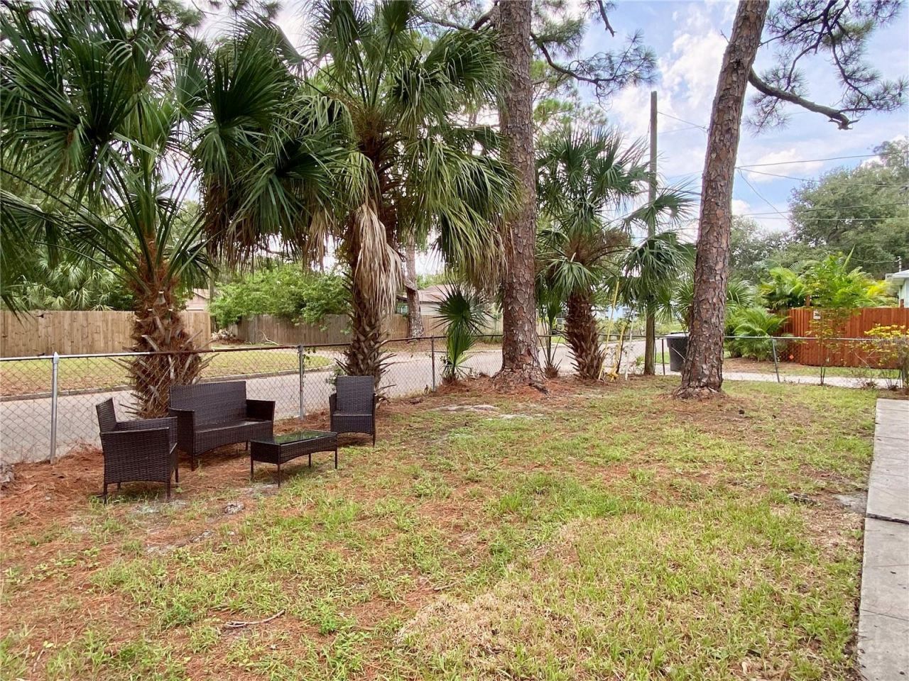2343 8th Street S, Saint Petersburg, FL 33705 Photo
