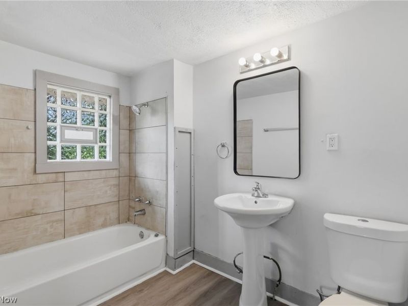 1000 Lovers Lane, Akron, OH 44306 Photo 16