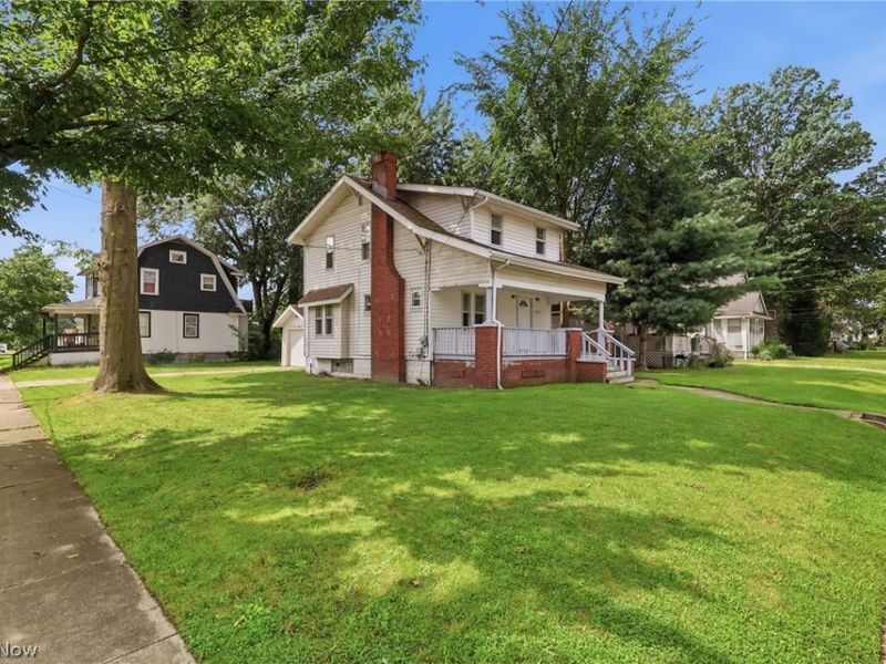 1000 Lovers Lane, Akron, OH 44306 Photo 3