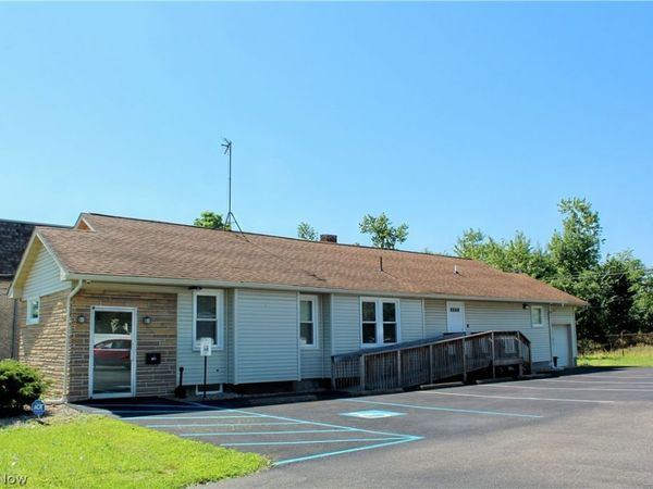 1455 Parkman Road NW, Warren, OH 44485
