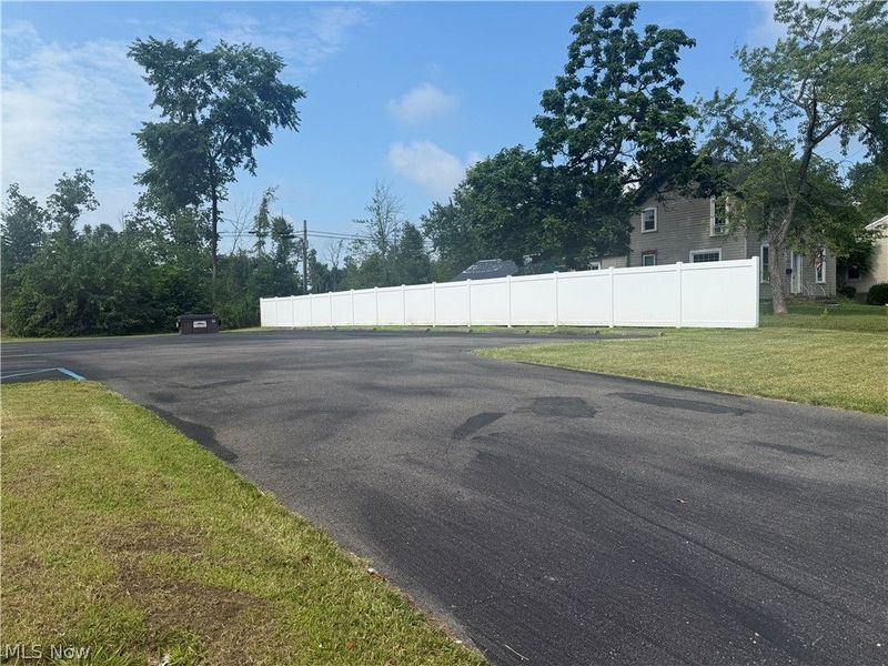 1455 Parkman Road NW, Warren, OH 44485 Photo 26