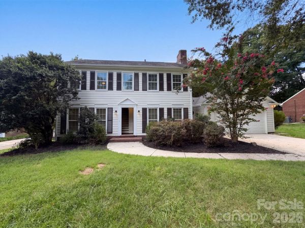 6735 Carmel Hills Drive , Charlotte, NC 28226