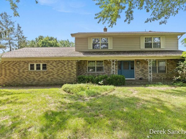 4674 Fennessy Street SW, Grand Rapids, MI 49534