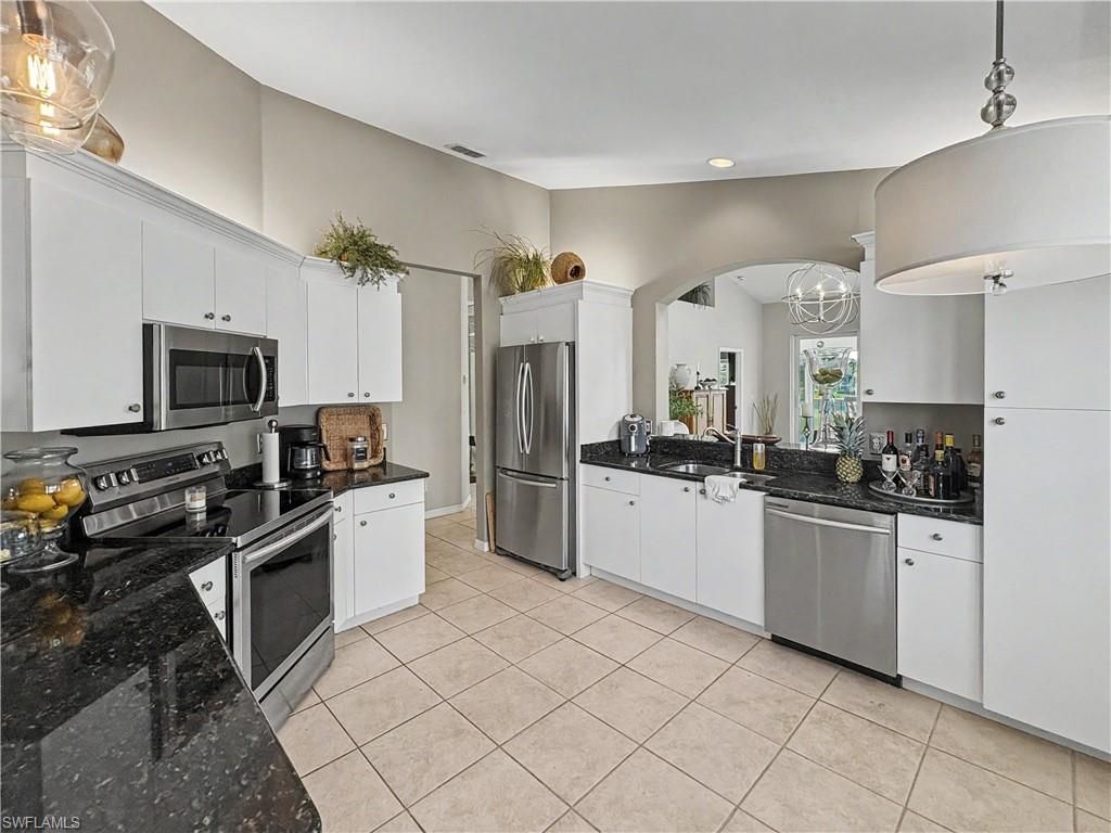 5932 Sand Wedge Ln , Unit 1708, Naples, FL 34110 Photo