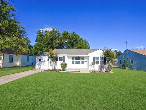 214 N 17th Street, Chickasha, OK 73018