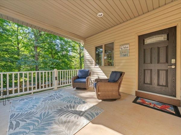 109 Creeden DR, Moneta, VA 24121