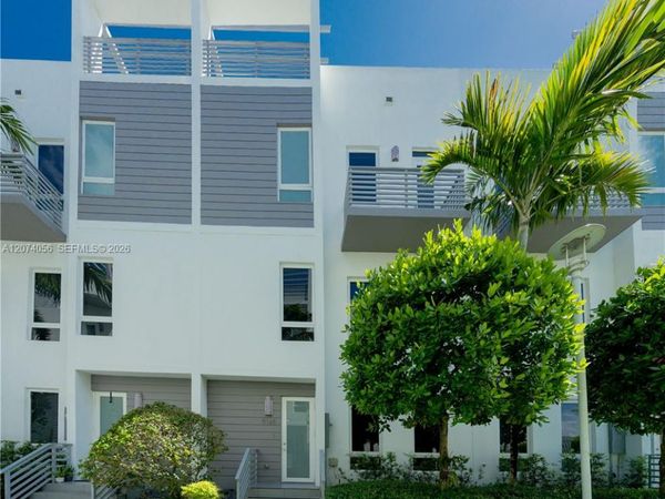 9165 NW 33rd St , Unit 9165, Doral, FL 33172