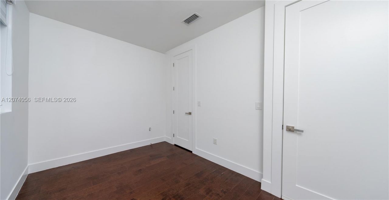 9165 NW 33rd St , Unit 9165, Doral, FL 33172 Photo