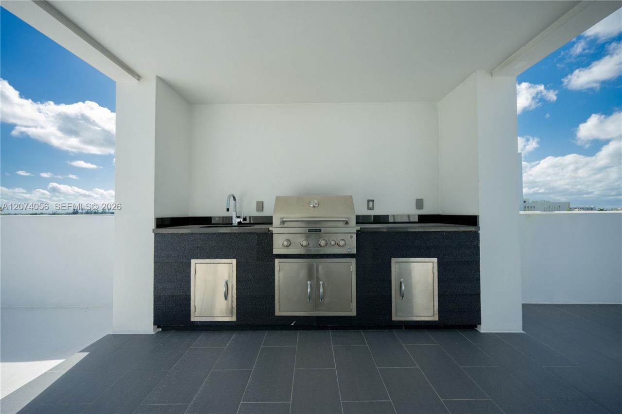 9165 NW 33rd St , Unit 9165, Doral, FL 33172 Photo