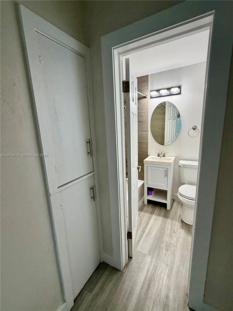 7400 Harding Ave , Unit 20, Miami Beach, FL 33141 Photo