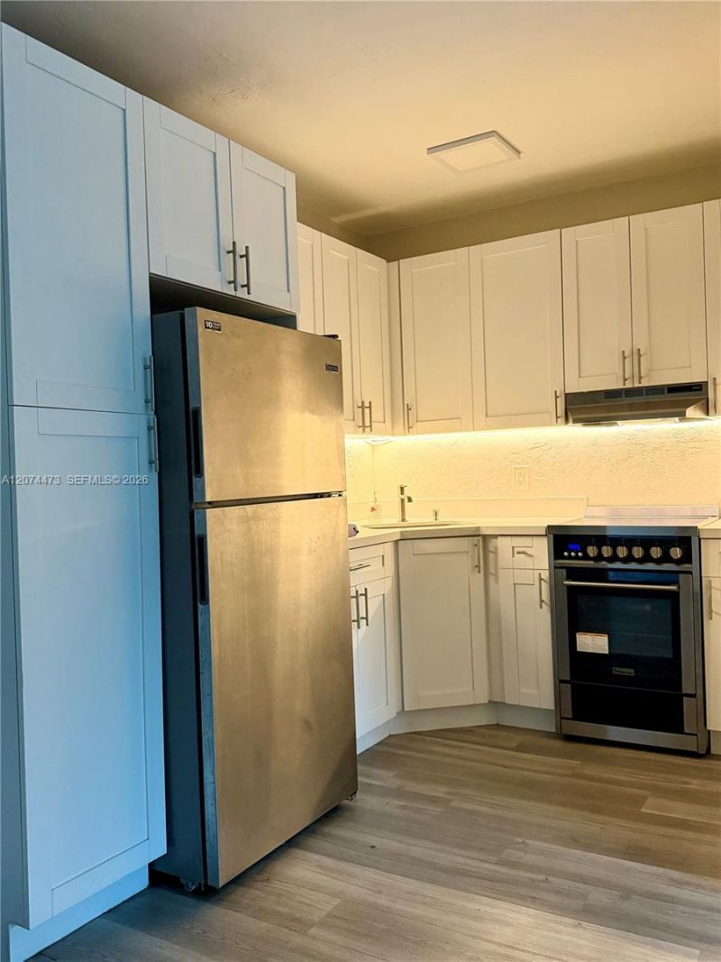 7400 Harding Ave , Unit 20, Miami Beach, FL 33141 Photo