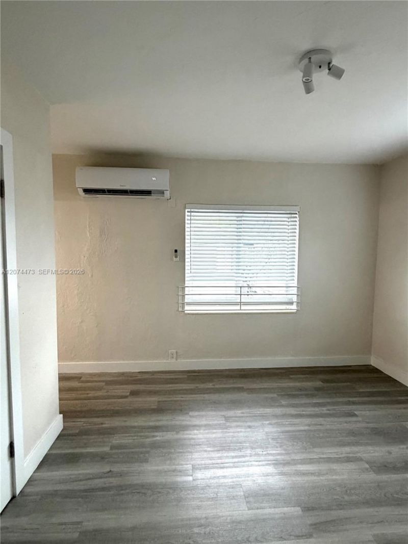 7400 Harding Ave , Unit 20, Miami Beach, FL 33141 Photo