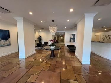 3883 Turtle Creek Boulevard, Unit 2214, Dallas, TX 75219