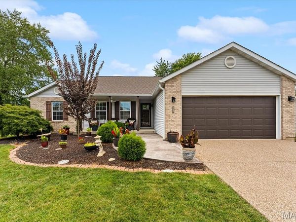 939 Dunberry Drive , O'Fallon, IL 62269