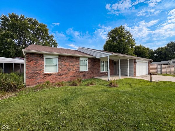 7938 Inverness Drive , Indianapolis, IN 46237