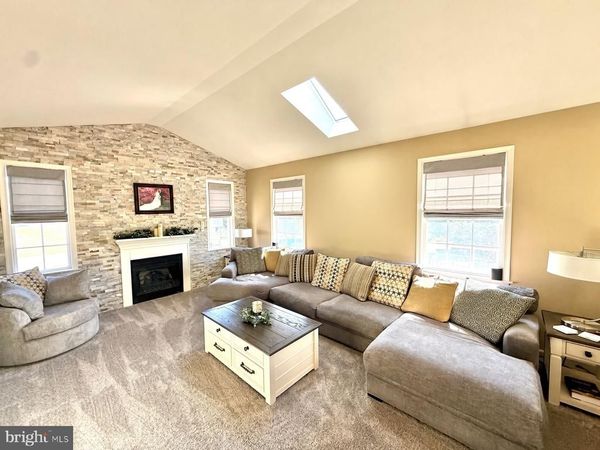 184 POND VIEW DRIVE, HAMBURG, PA 19526