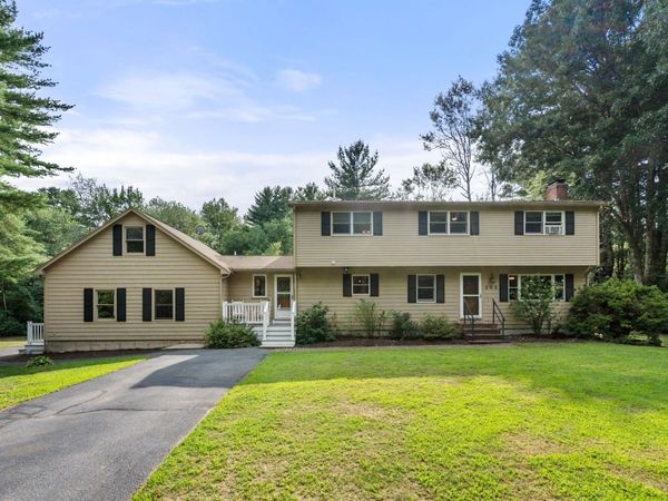 202 Franklin St, Halifax, MA 02338