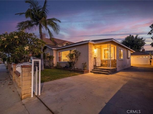 11945 209th, Lakewood, CA 90715