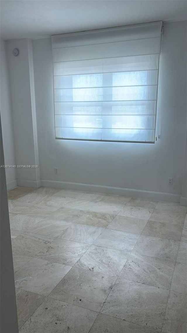14951 Royal Oaks Ln , Unit 702, North Miami, FL 33181 Photo