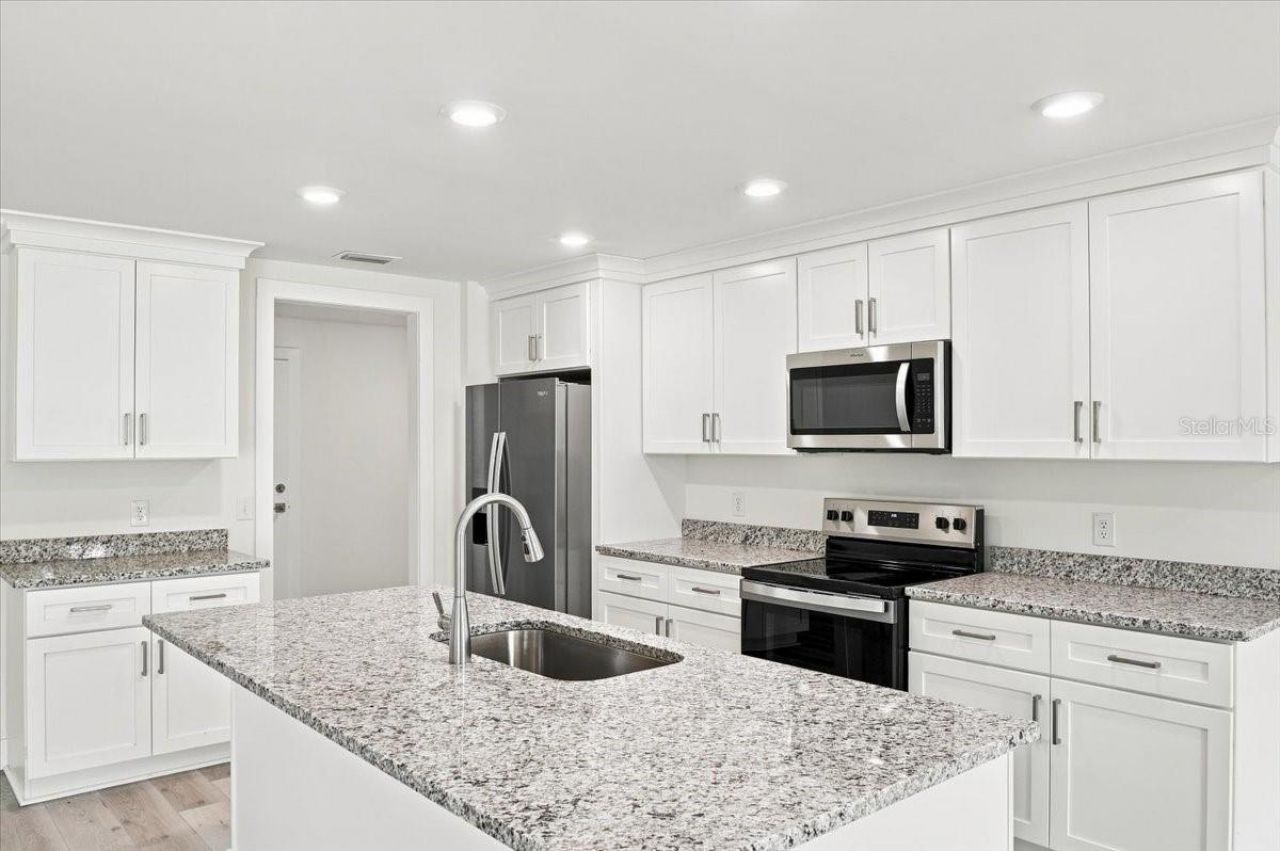 829 N Clermont Avenue , Fort Meade, FL 33841 Photo