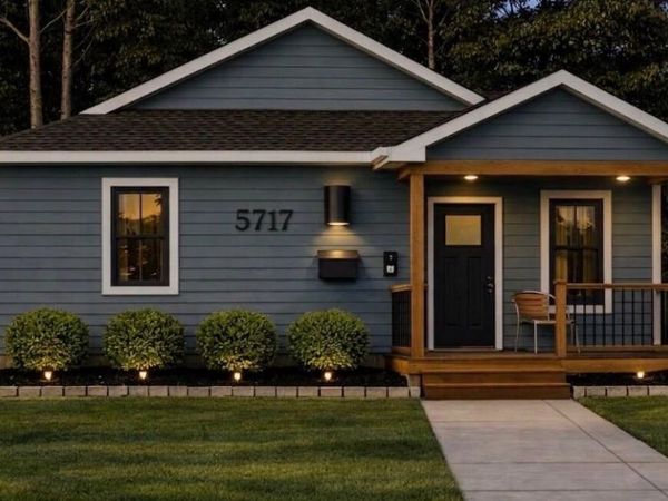 5717 N 37th STREET, Milwaukee, WI 53209
