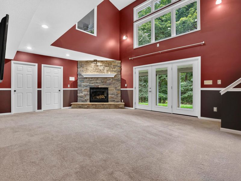 365 Valleybrook Circle, Howard, OH 43028 Photo 12