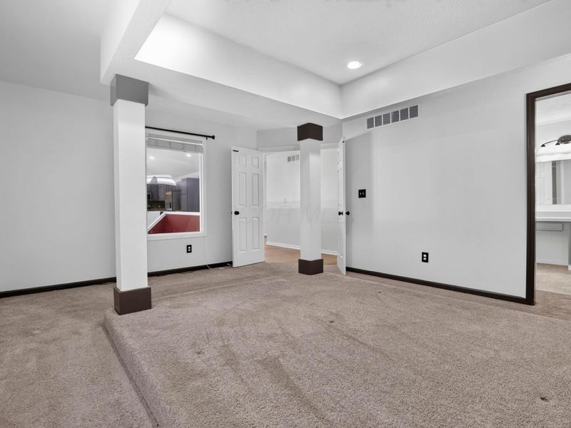 365 Valleybrook Circle, Howard, OH 43028 Photo 17