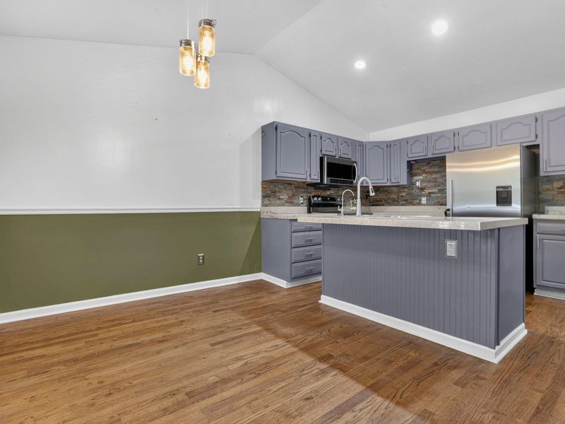 365 Valleybrook Circle, Howard, OH 43028 Photo 9