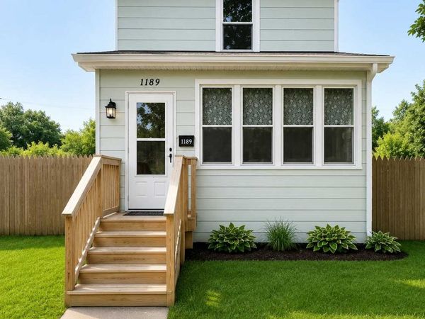 1189 Earl Street, Saint Paul, MN 55106